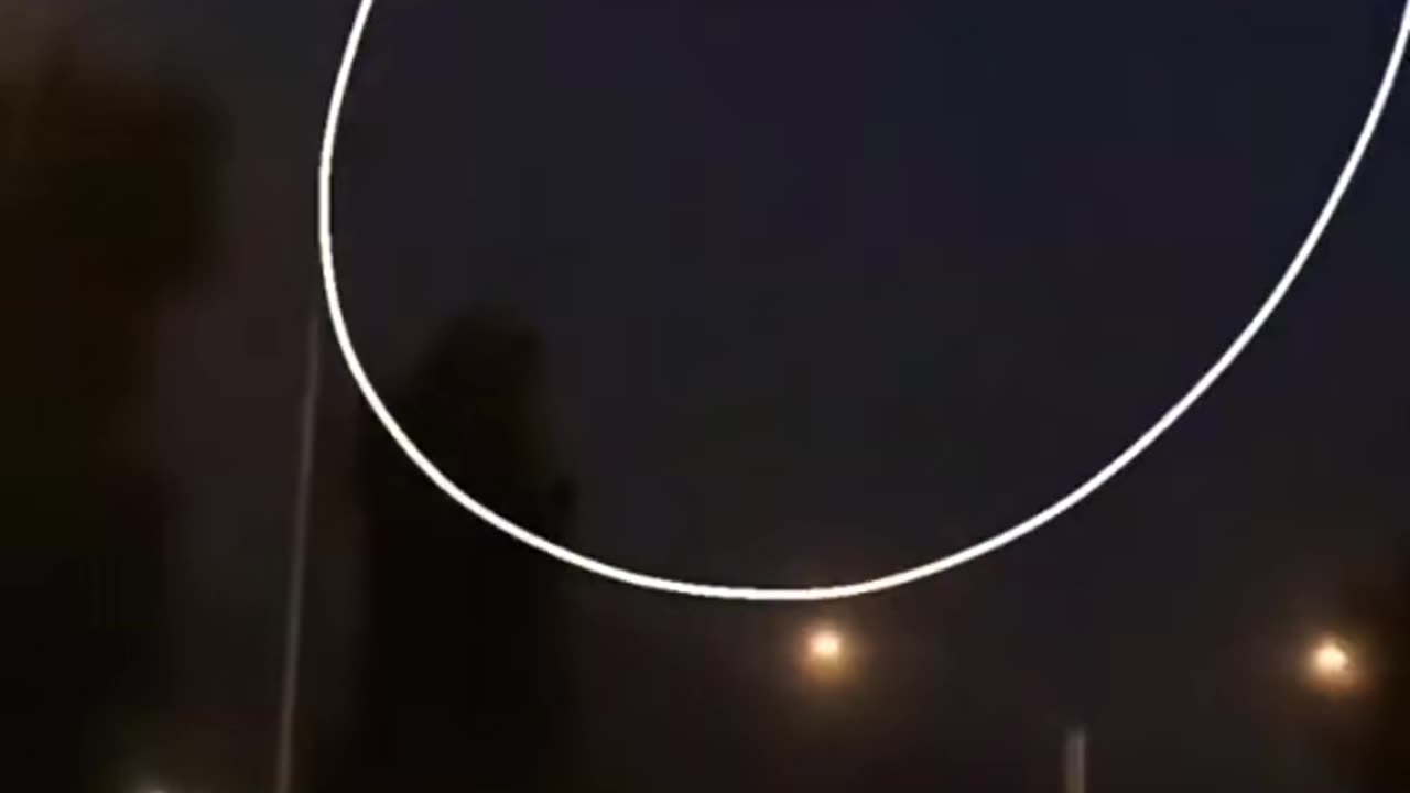 🤯🌌 Wtf Is That in the Sky? UFO or Something Else? | TheHauntingHour
