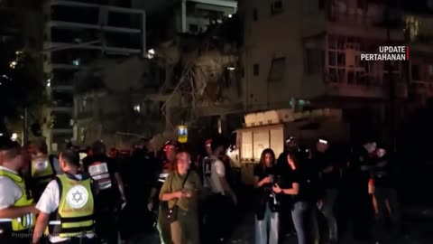 3 minutes ago deadly wave of Iran attacks on tail aviv Haifa Isreal becomes a sea of fire