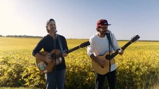 Trending: Kiss Me - Music Travel Love ft. KynTeal (Cover)