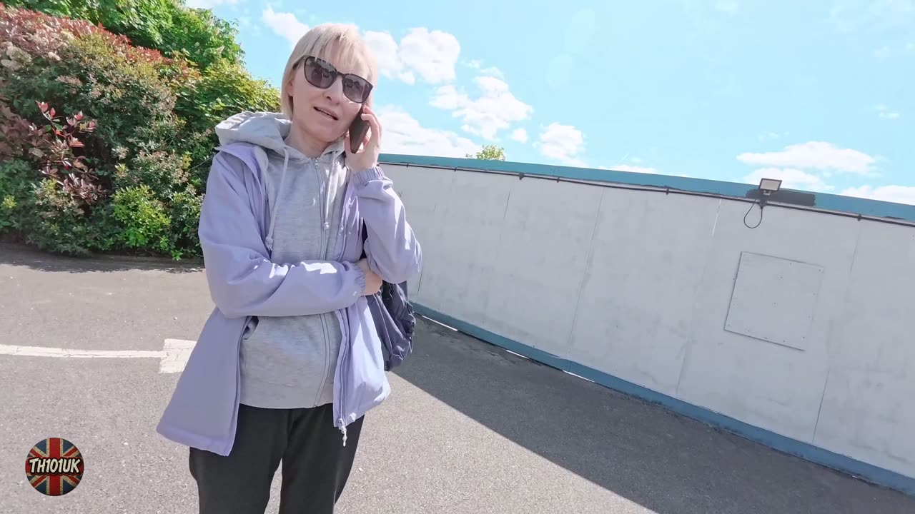 “CLOSE THE GATE, CLOSE THE GATE!!” 6 met police officers arrive on reports