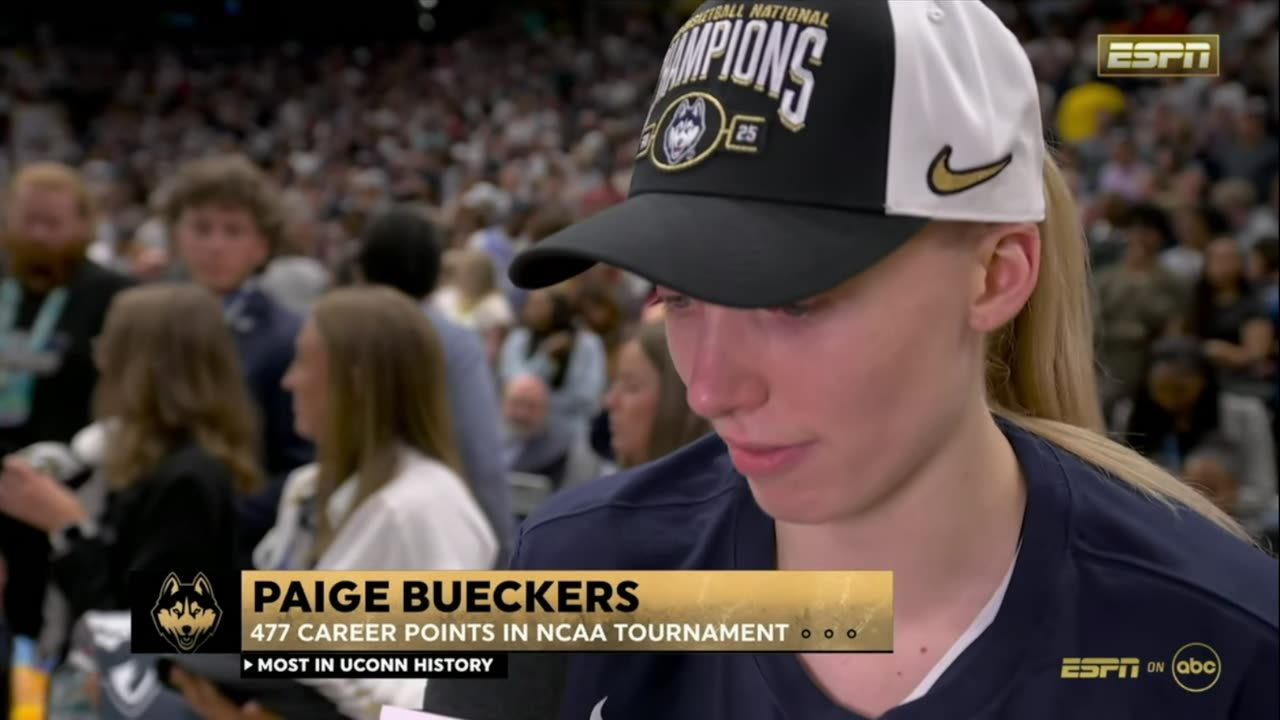 Paige Bueckers, Geno Auriemma interview after National Championship, UConn Huskies vs South Carolina