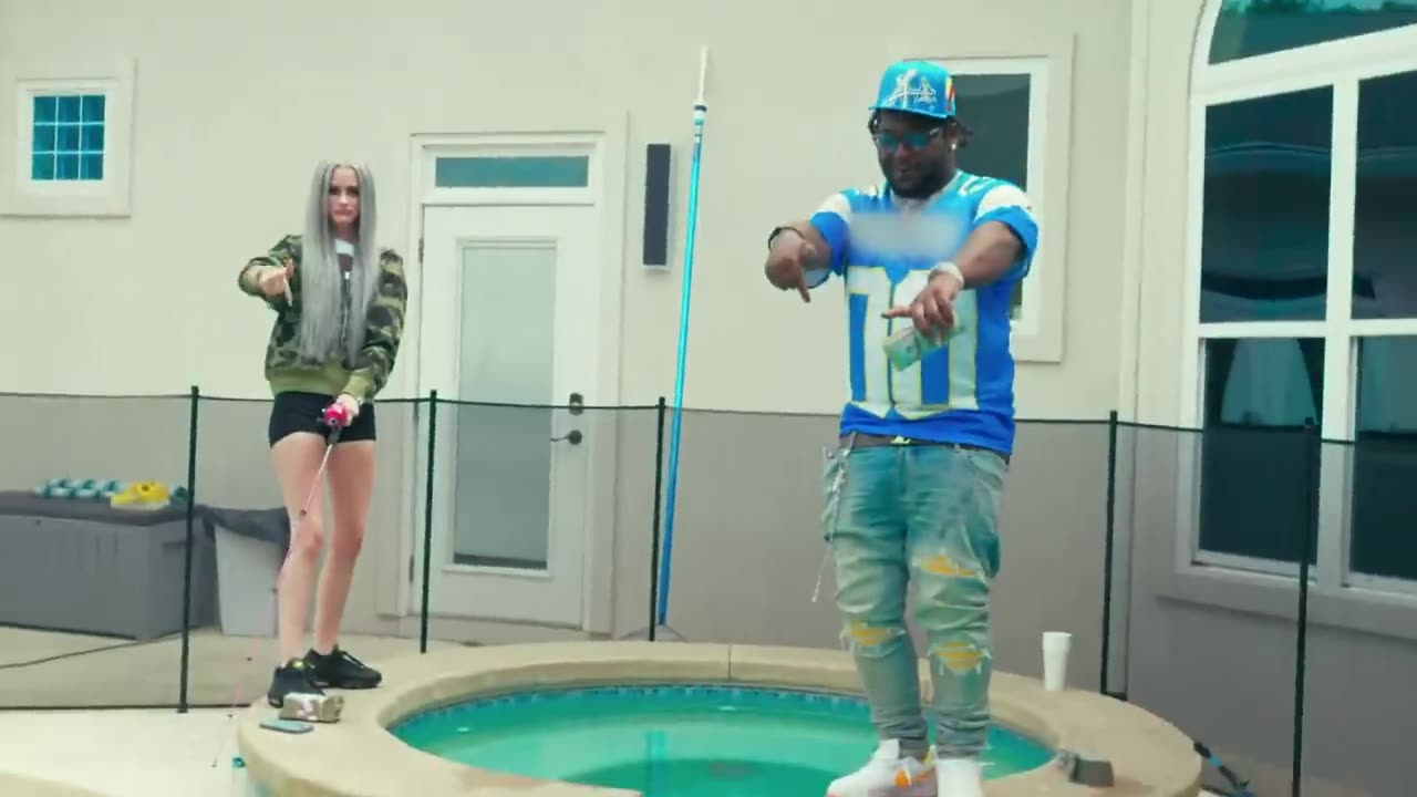 Jorjiana ft. Rio Da Yung OG - Shark