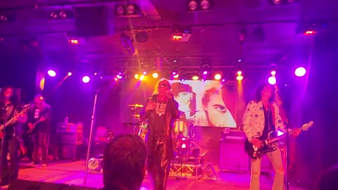 King of the hill ( live)