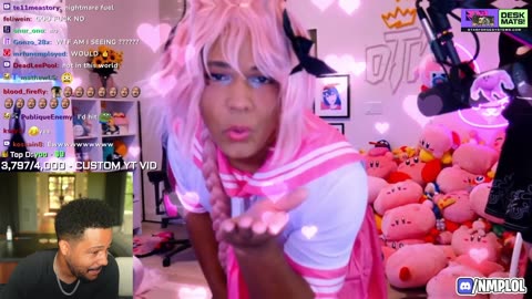 NICK AS A QUEEN