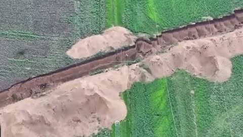 💥🔥 Our FPV drones are working in the Novopavlivka direction. T-64BV, BMP-2