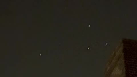 4 UFO alien ship spotted in North London