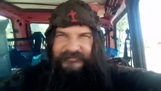 ΤΙ ΚΑΝΕΙ Ο ΣΚΛΑΒΟΣ ΕΚΕΙ;