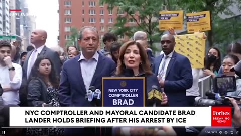Thống đốc bang New York Kathy Hochul cung cấp 50 triệu đô la cho những người nhập cư bất hợp pháp.