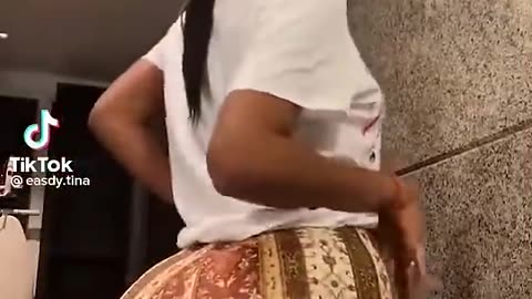 🍑BIG BOOTY BLACK GIRLS🍑🔥TWERKING🔥