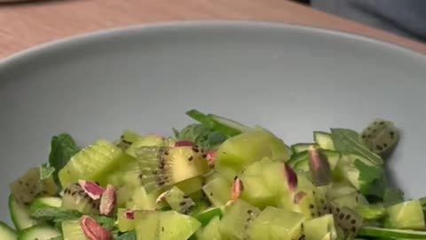 Lemony Spring Salad with Asparagus