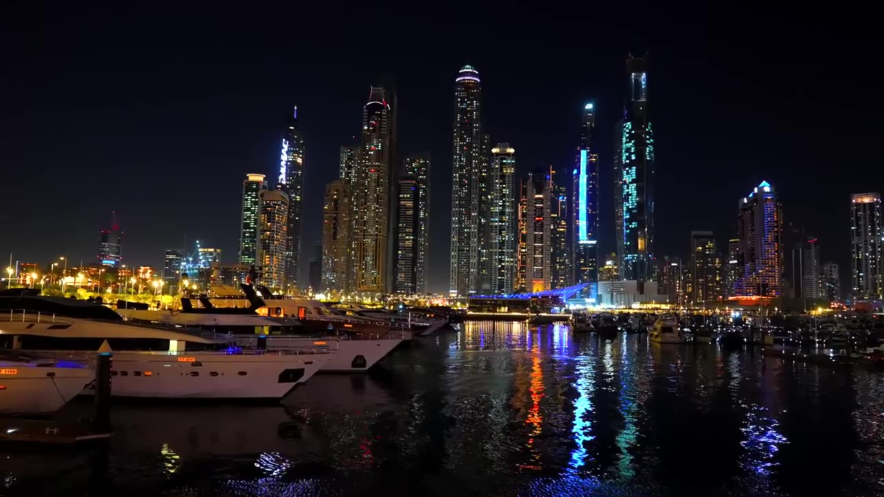 Dhow Cruise In Dubai Marina