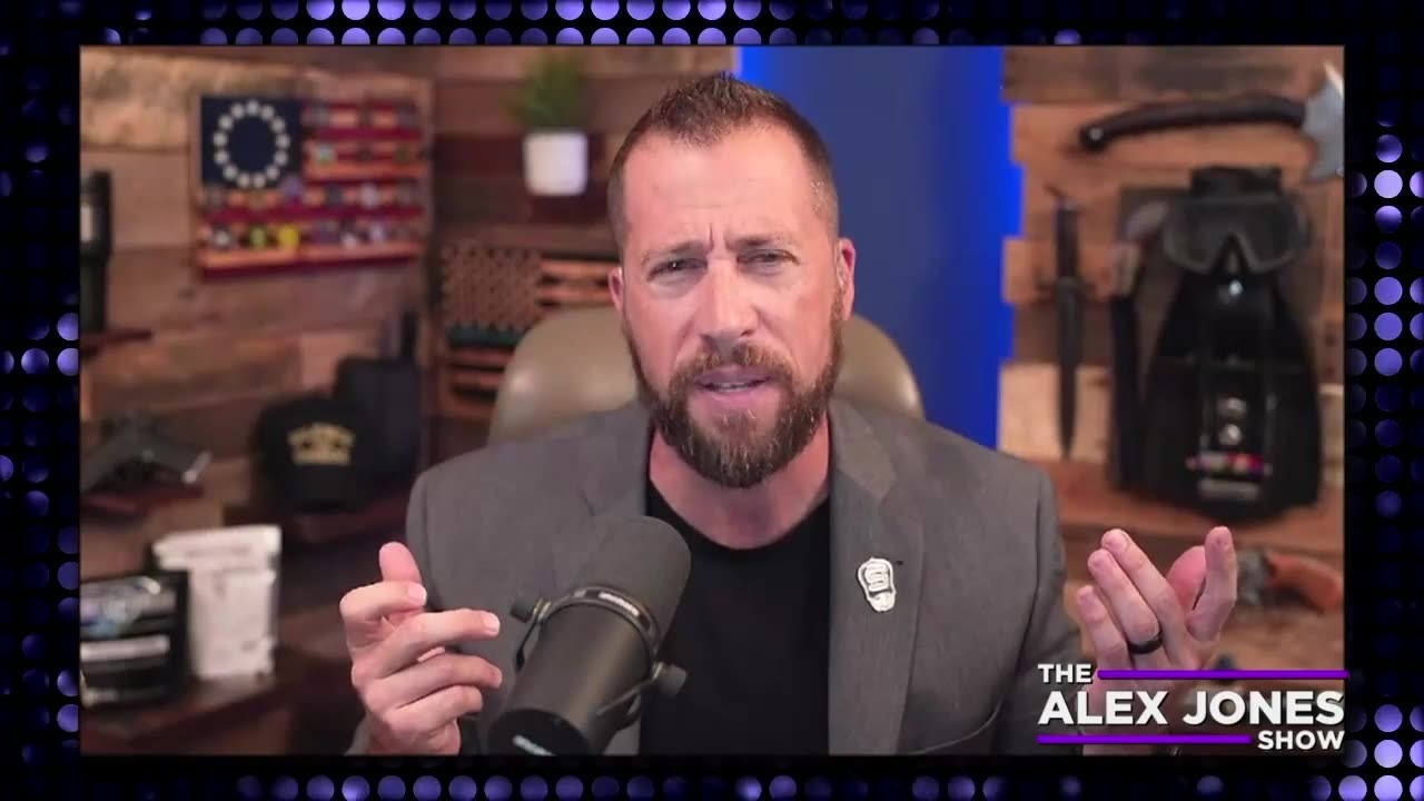 Three More Top FBI Agents Fired - Vetting Crisis Continues at Kash Patel's FBI