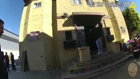 LAPD Shoot Domestic Violence Suspect Armed With a Knife