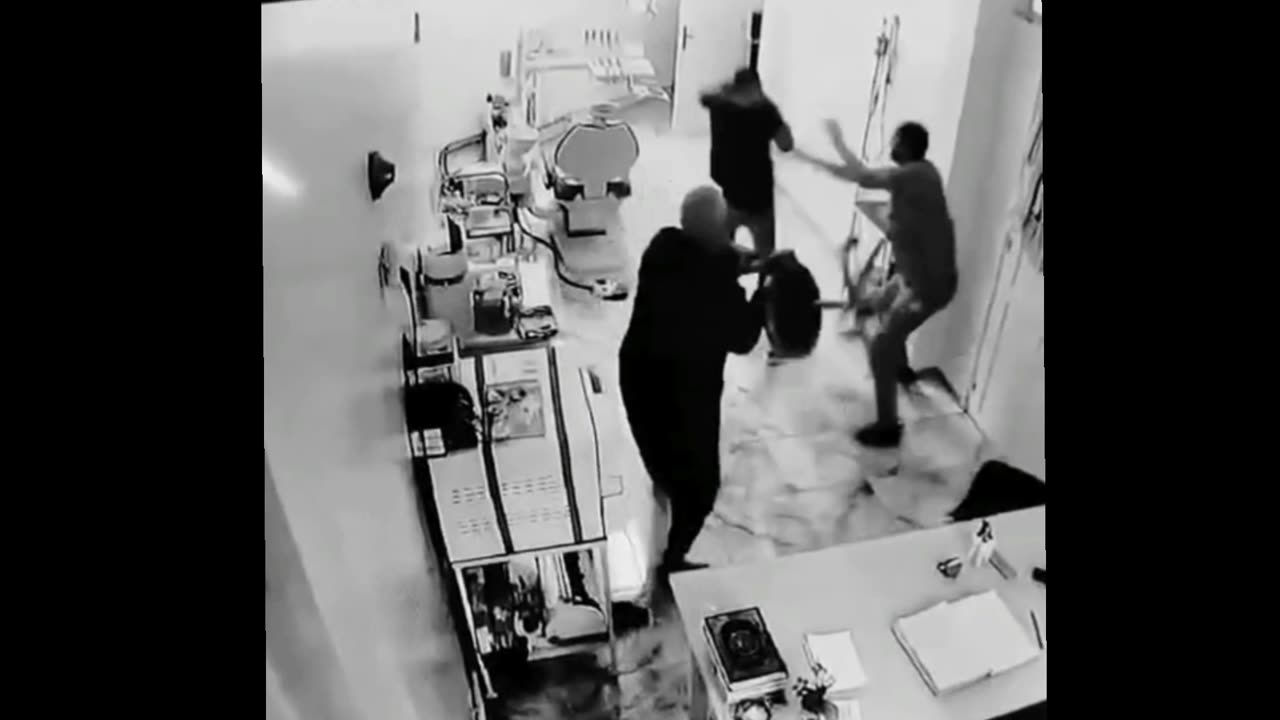 Attack on a doctor in the clinic