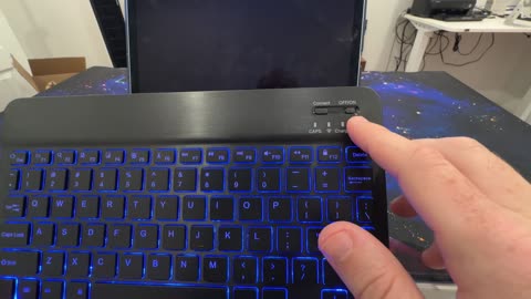 Review | Noox | Backlit Bluetooth Keyboard for iPad / Tablet