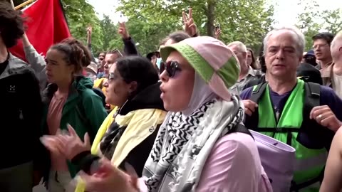 Police clash with activists during NATO summit