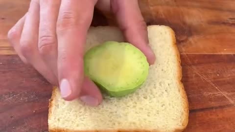 Must-Try DIY Avocado toast UnCrustables.hd