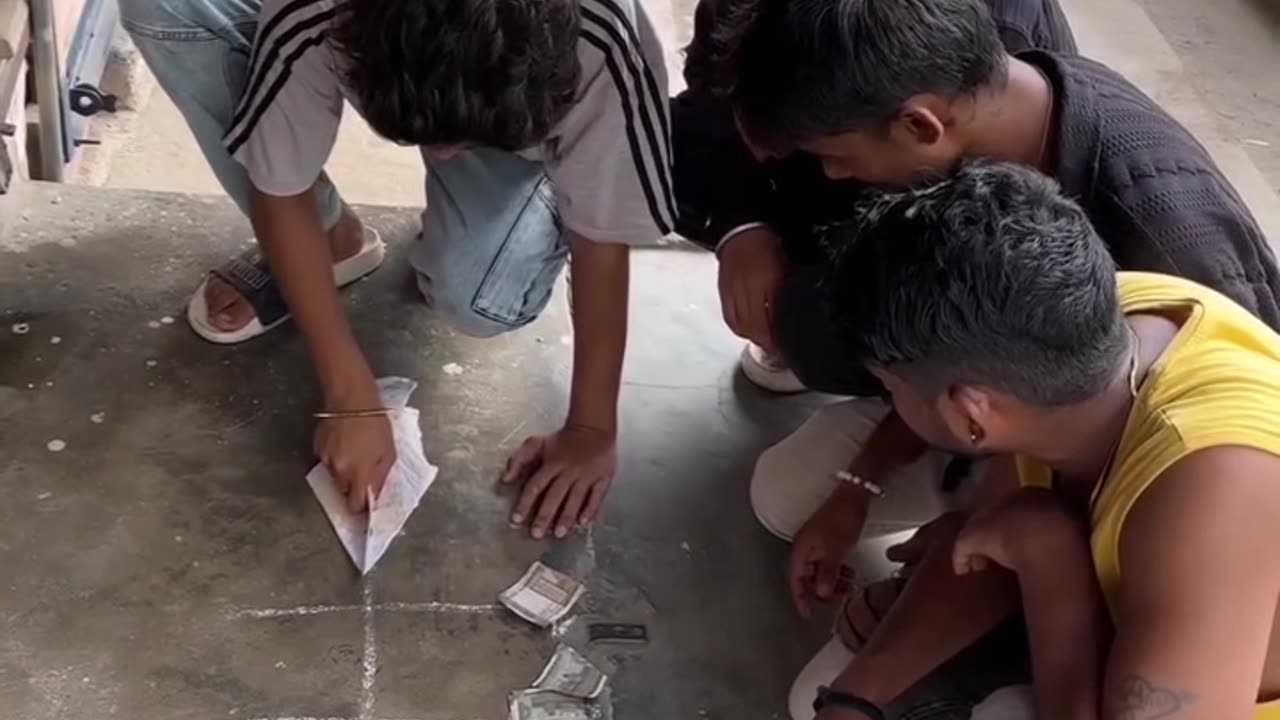 Playing aviator D.I.Y😂😂😂😂😂🤣🤣🤣🤣🤣😅😅