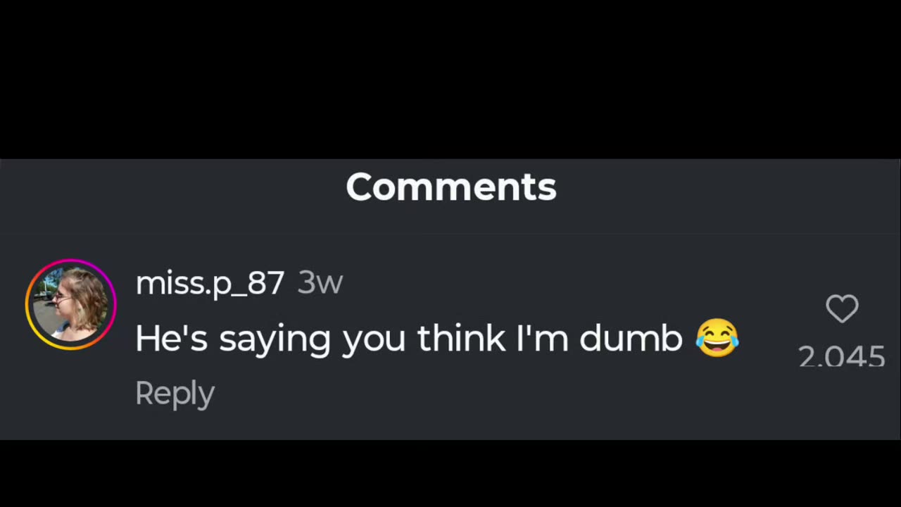 The fish is mocking him 😂.