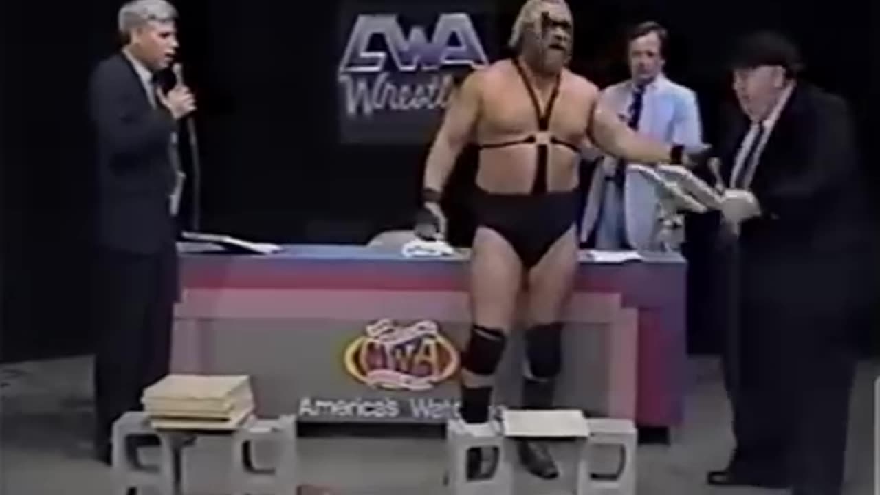 Detroit Demolition (Randy Culley) vs Lord Humongous (Sid Vicious)