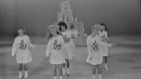 Hullabaloo Opening – (11-15-65) Barry McGuire Rocks the Stage Portrait Format