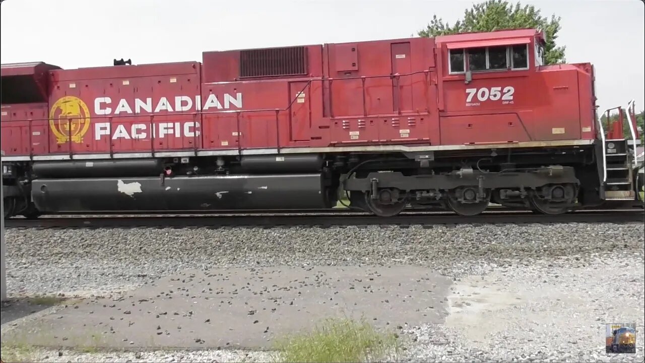 Why CSX Trains in Greenwich, Ohio are SO Special Part 6