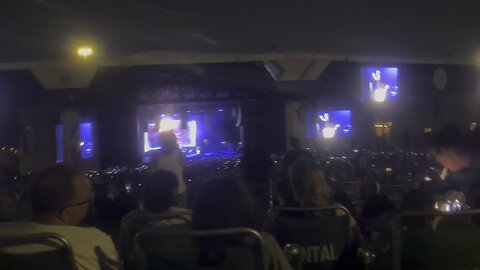 Live Performs “Lightning Crashes” in Dallas