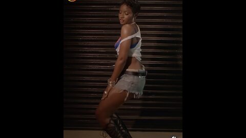 NIGERIAN SINGER AYRA STARR HAS BEEN SIGN TO AMERICAN RAPPER JAY Z RECORD LABEL (ROC NATION ).