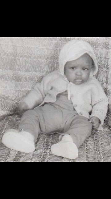 Should The Young Be Romancing Older People ? (Acceptable Pedophilia)