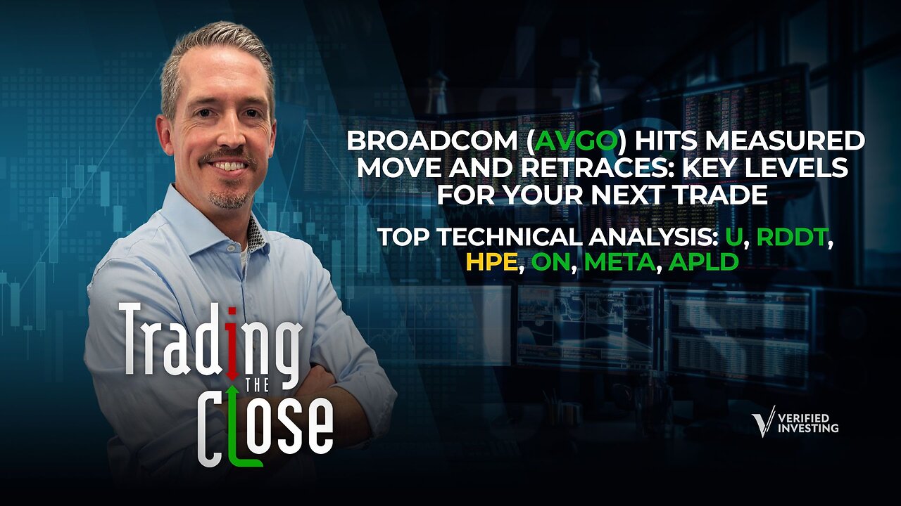 Markets At A Crossroads: Watch These Key Levels For Breakout Opportunities