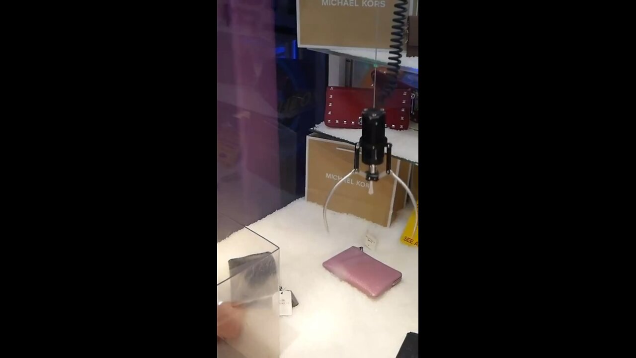 Coach Wallet Machine! 👜