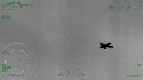 UFO Follows Plane in Arizona