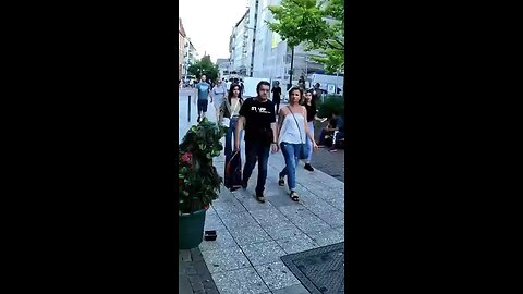 Everyone got Scared! Insane Screams / prank video