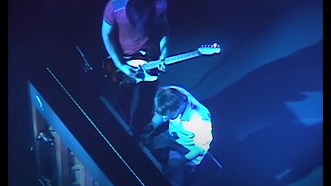 RADIOHEAD - SAIL TO THE MOON