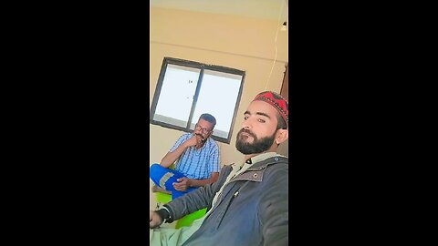 Funny Video In Karachi Boys