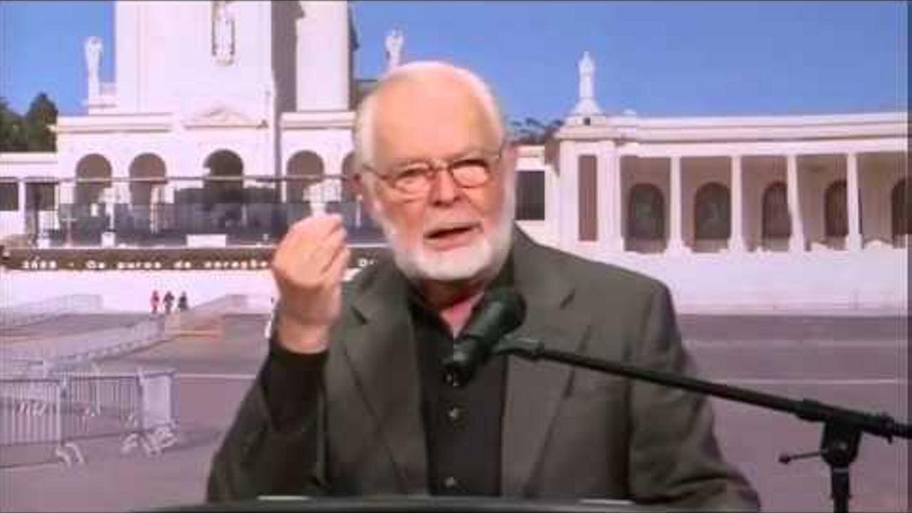 [Dec 21, 2013] G. Edward Griffin: How Socialism, Communism, Fascism are All the Same [VisionLiberty]