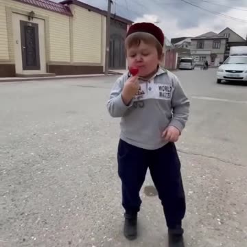 Hasbic strawberry bomb