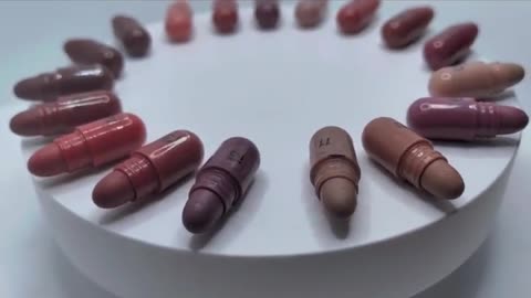 Set of 18 Colorful Capsule Lipstick Pills #haulistan #skincareproduct #drylips