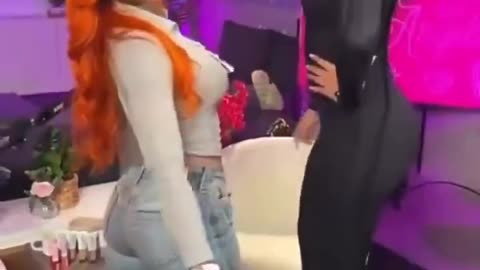 Angel Reese & Sexyy Red Just Broke the Timeline 🍑👀📱