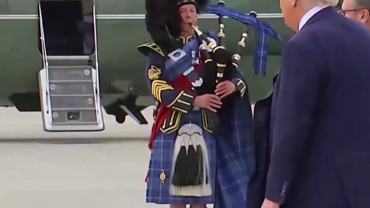 THE BOSS IS HERE!!!😎🇺🇸