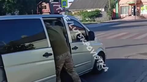 🚓🔥 Ukraine Russia War | Mobilization in Lutsk: TCC Abducts Unconscious Man | RCF