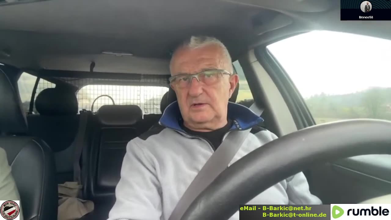 Branko Barkić überträgt einen Livestream.