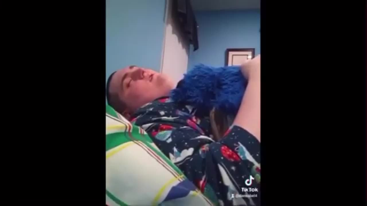 Dan Sobel Did This 🤢🤮🤮🤮