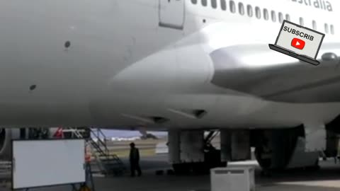 Super Jumbo #Jet #B747 Escape Slide Shooting #AeroArduino