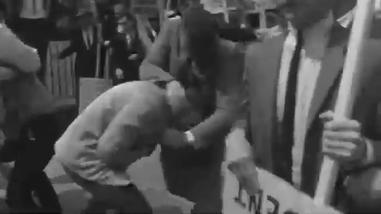 "Seven Days In May" 1964 Burt Lancaster / Kirk Douglas Conspiracy /Part 1 Trailer