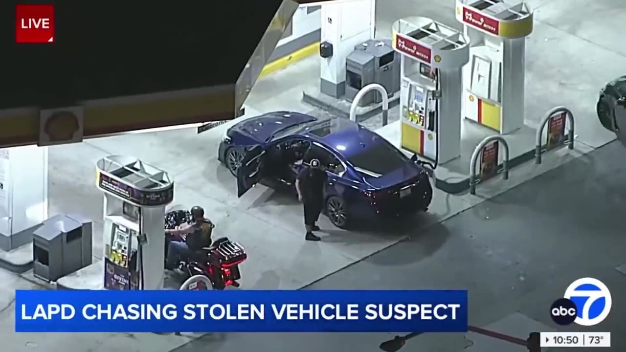 🤯✨ You Won't Believe How This Man Escaped a Police Chase! | FeedMyCuriosity