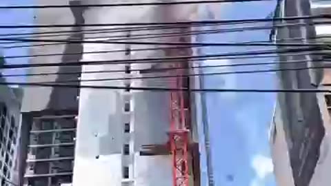 Crane Collapse in Bangkok Caught on Camera 💥🛑