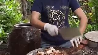 Breaking: Crispy pork cooking with country style