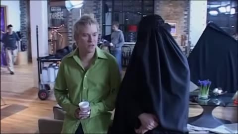 Mitchell & Webb - How Not What To Look Like