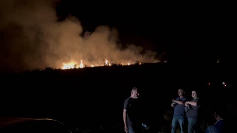 Zjarri në Ksamil vijon, shikoni pamjet e reja 2